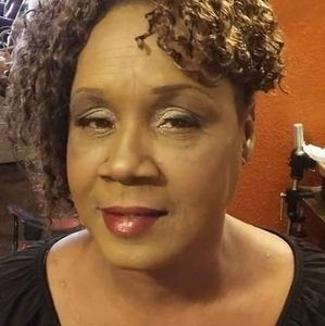 Meet your Posher, Lynette